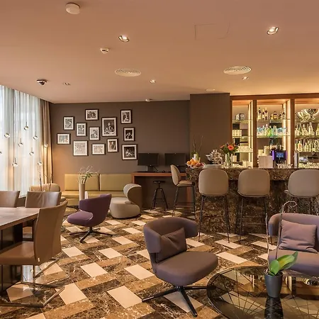 Hotel The Frankfurt 4*