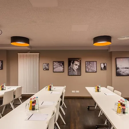 Hotel The Frankfurt 4*