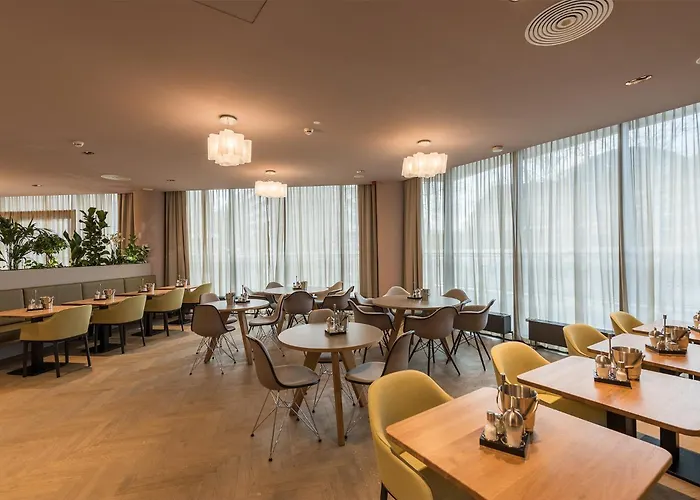 Hotel The Frankfurt 4*